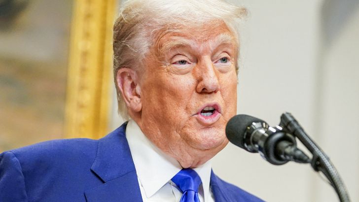 https://salarnews.in/public/uploads/images/newsimages/maannewsimage31052025_180232_Untitled design (8).jpg